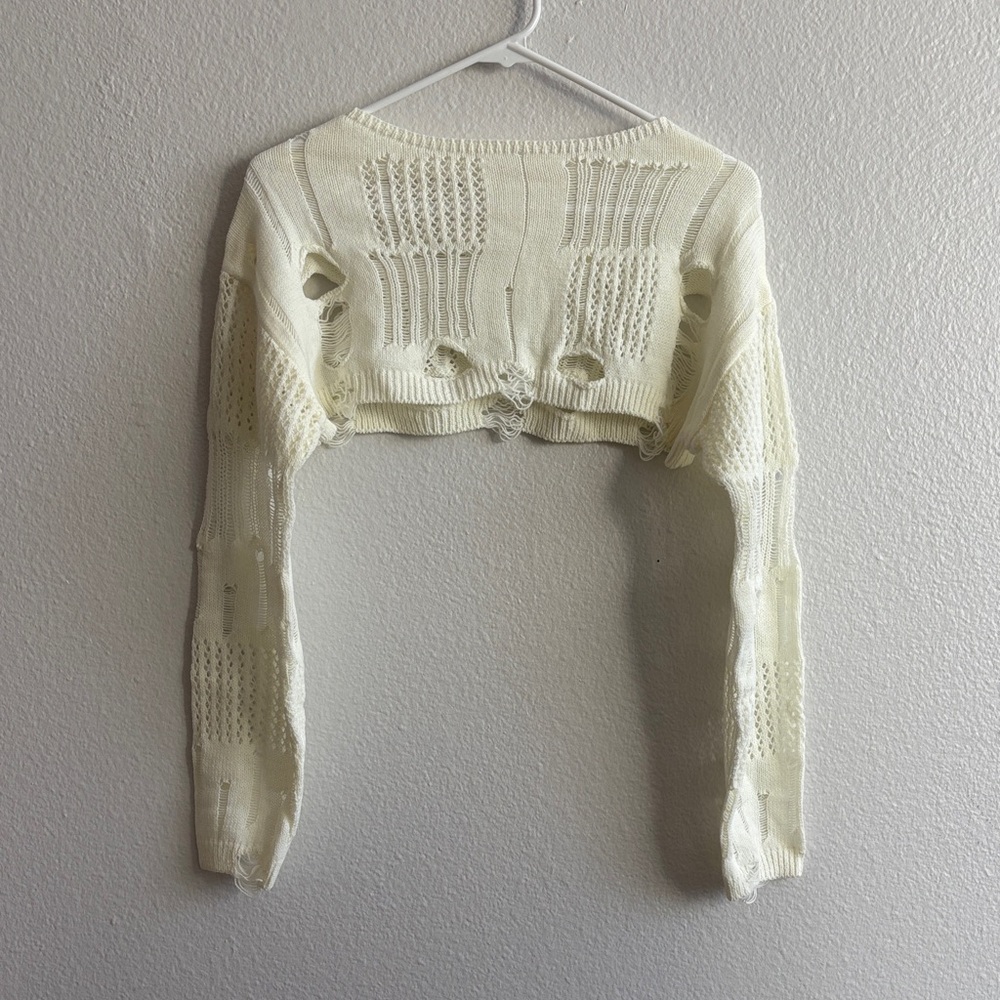 NWOT PrettyLittleThing White Knit Cropped Sweater